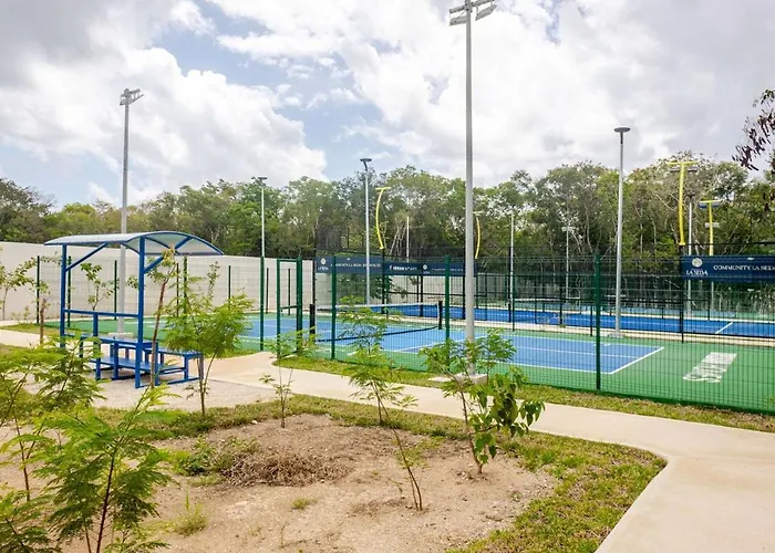 Apartment Spacious 3br Pool & Padel Playa del Carmen