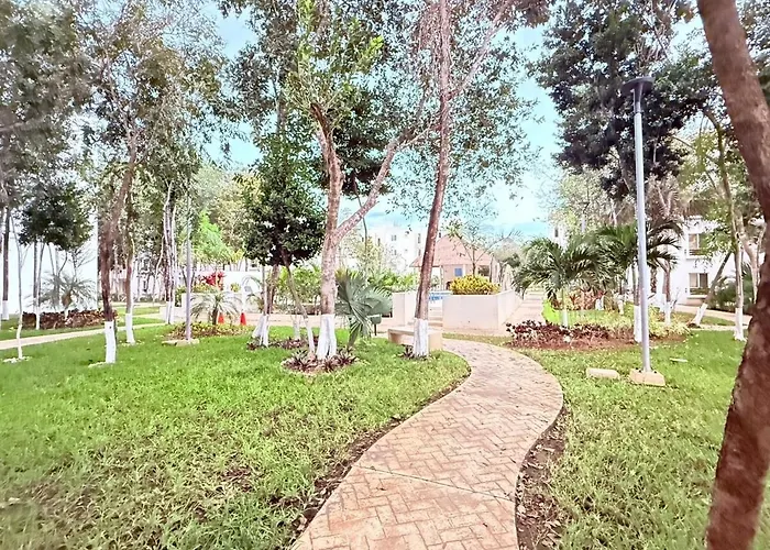 Spacious 3br Pool & Padel Apartment Playa del Carmen