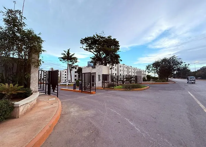Spacious 3br Pool & Padel Apartment Playa del Carmen