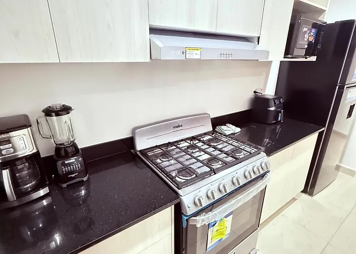 Apartment Spacious 3br Pool & Padel